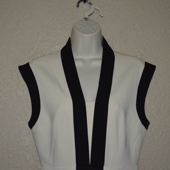 Sz S GUCCI Ivory Viscose Black Contrast Trim Shift Dress - Picture 3 of 8